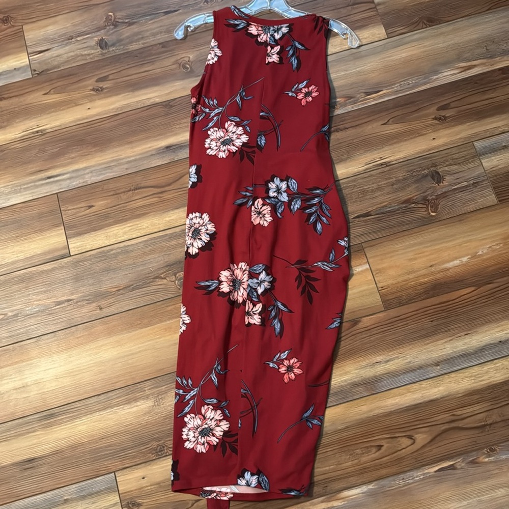 Nine Britton super soft dark red floral dress - Picture 5 of 7